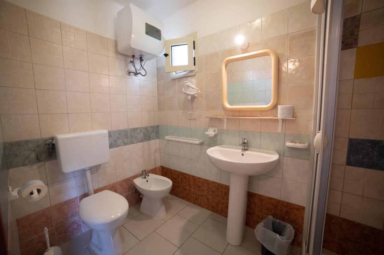 Coppola Rossa Relax Panzió Vieste Kültér fotó
