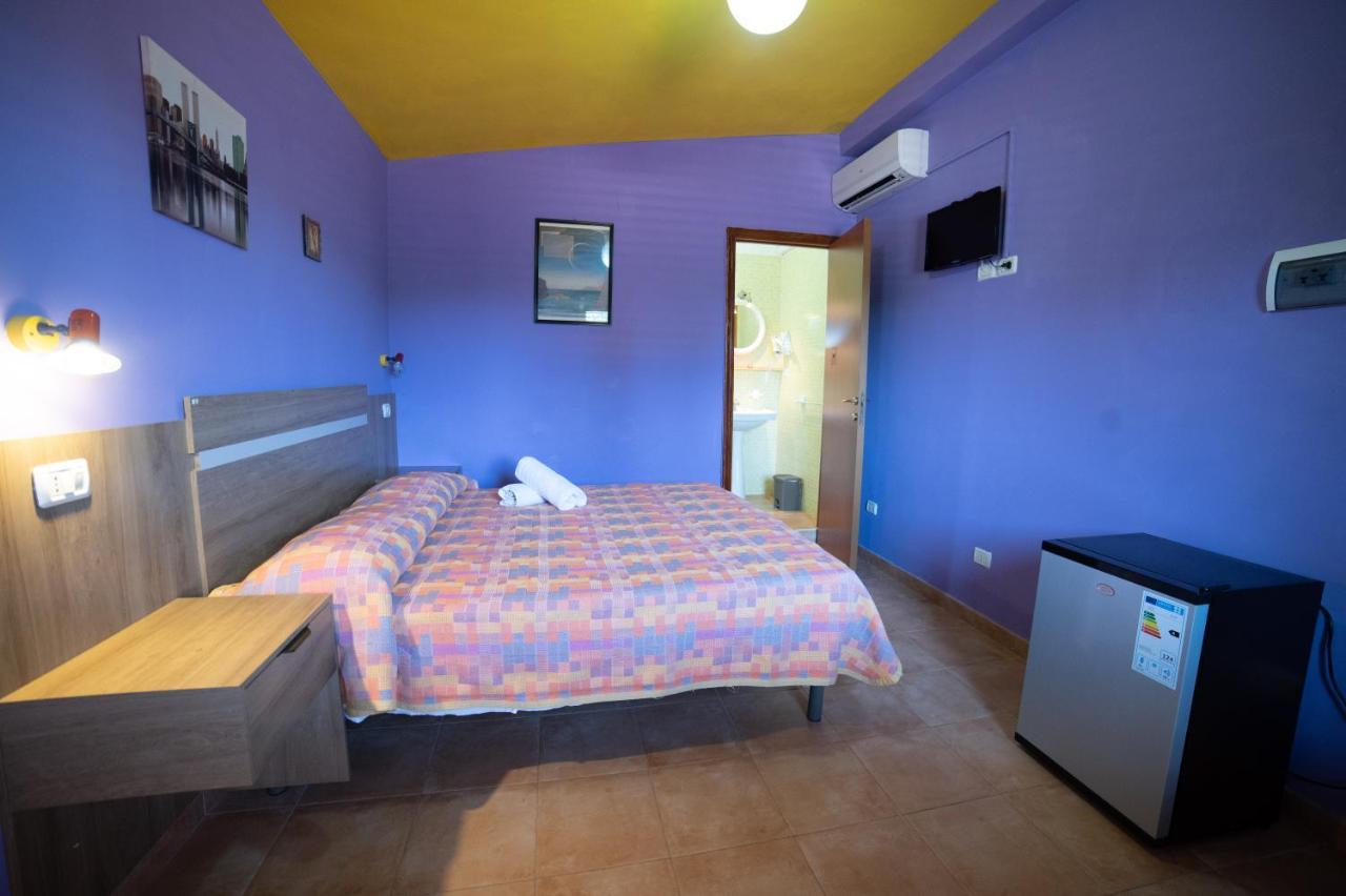 Coppola Rossa Relax Panzió Vieste Kültér fotó
