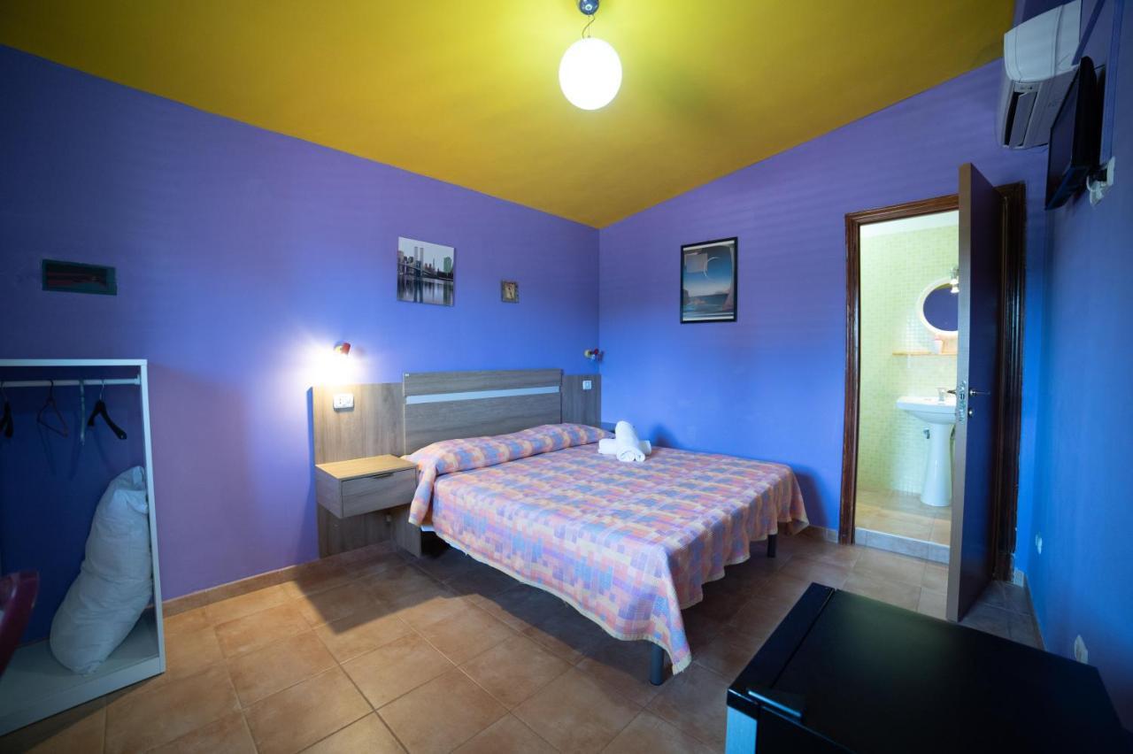 Coppola Rossa Relax Panzió Vieste Kültér fotó